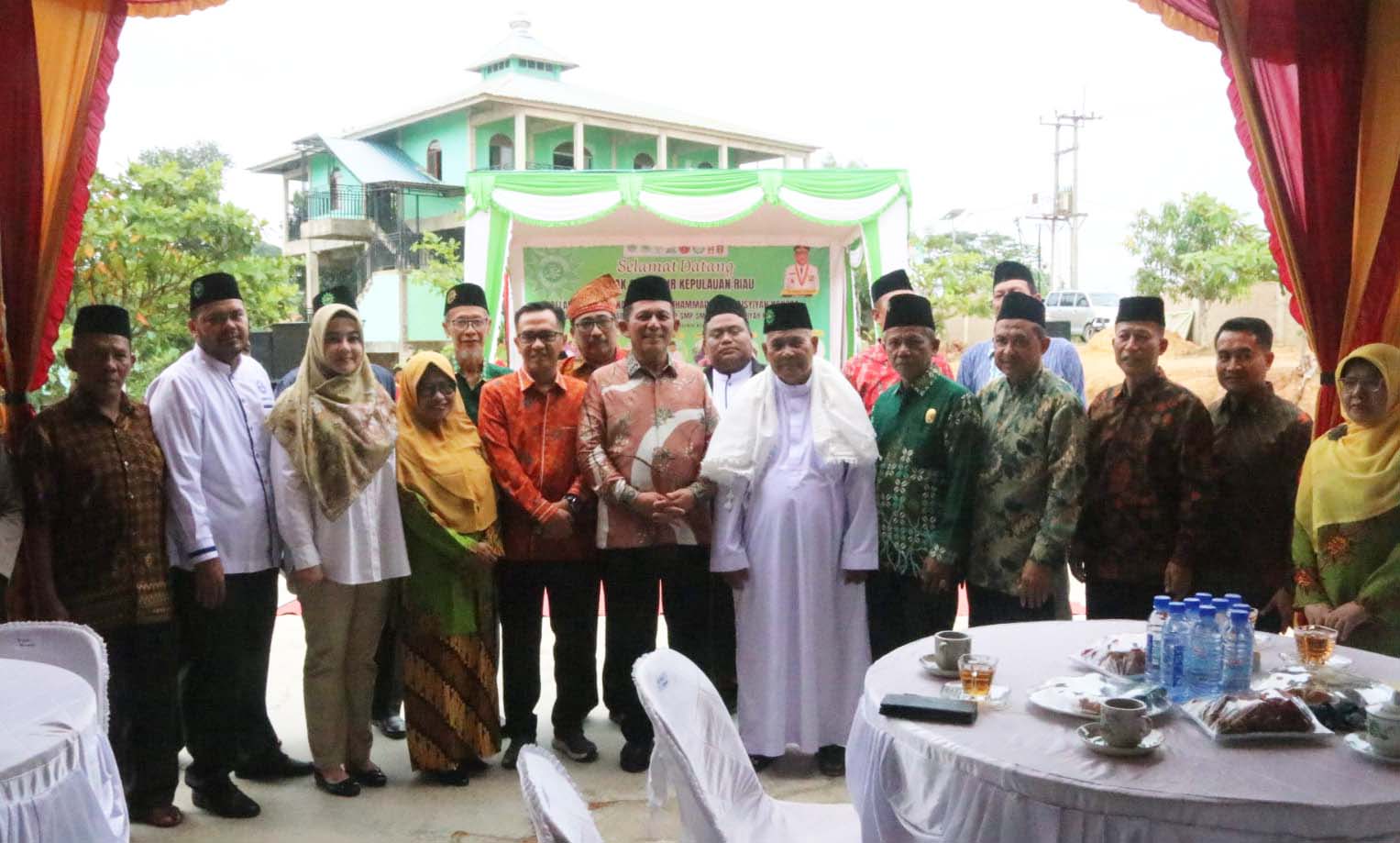 Gubernur Ansar Hadiri Pelantikan Muhammadiyah Nongsa dan Komite Sekolah Muhammadiyah Kabil